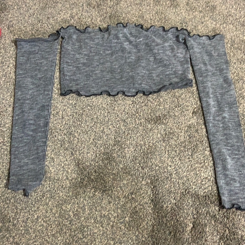 Cute crop top with arm pieces attached